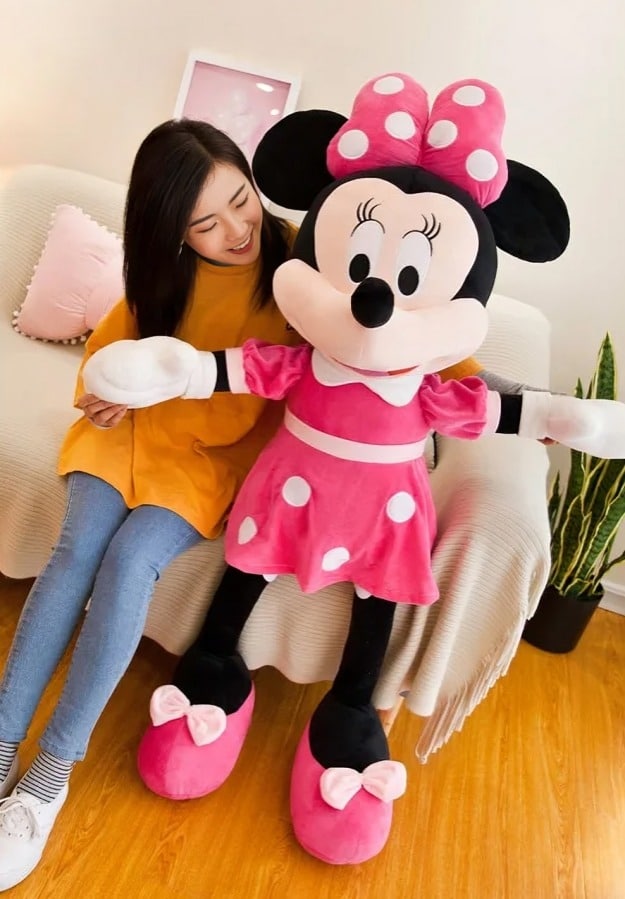 Giant Minnie Mouse Plush Doll   100cm